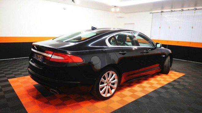 Jaguar XF V6 3.0 D 240CH LUXE Noir de 2014