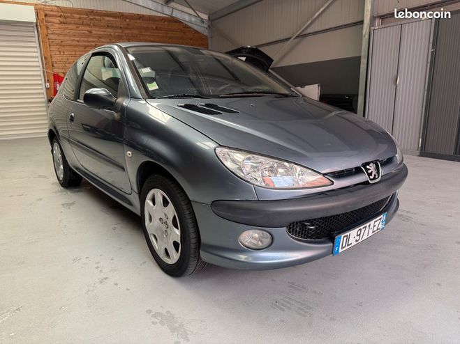 Peugeot 206 1.6 HDi Trendy FAP 3p garntie Autre de 2005