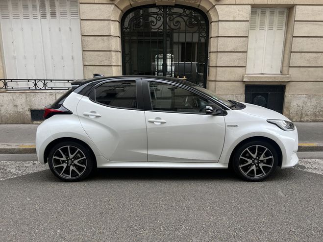 Toyota Yaris IV 116H HYBRIDE COLLECTION Blanc Mtal de 2021