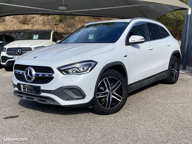 Mercedes Classe GLA Classe 250 E 160 102CH PROGRESSIVE LINE  Blanc de 2021
