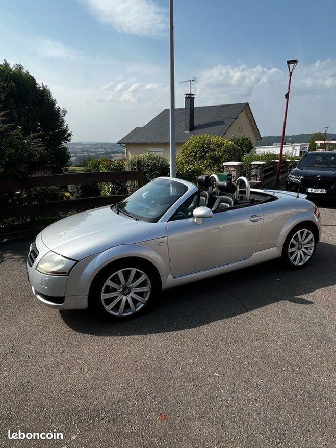 Audi TT MK1 Cabriolet 1.8 180 cv Gris de 2001