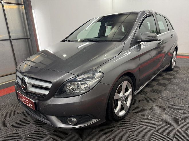 Mercedes Classe B 180 Design 7-G DCT AUTOMATIQUE Gris Fonc de 2014