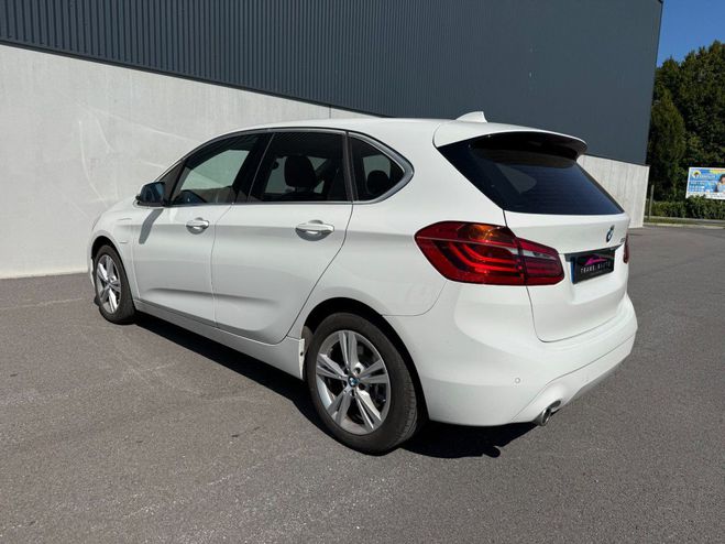 BMW Serie 2 Active Tourer F45 LCI 225 xe iPerformanc Blanc de 2021