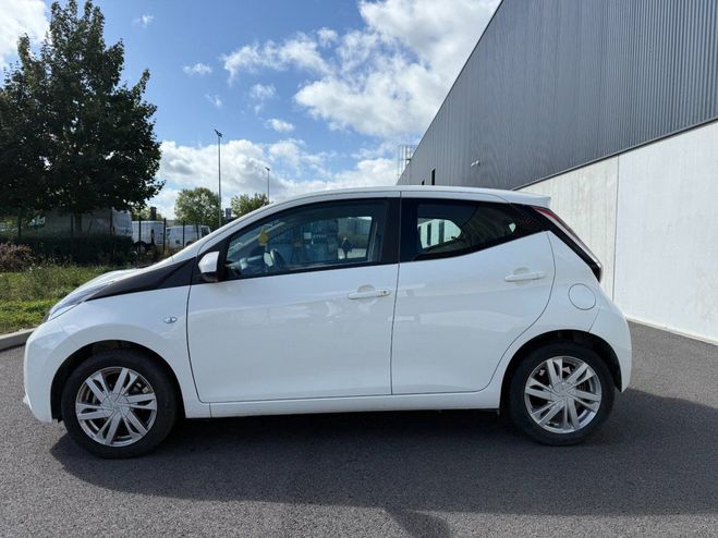 Toyota Aygo 5 Portes 1.0 VVTi 69 cv - Rgulateur - C Blanc de 2018