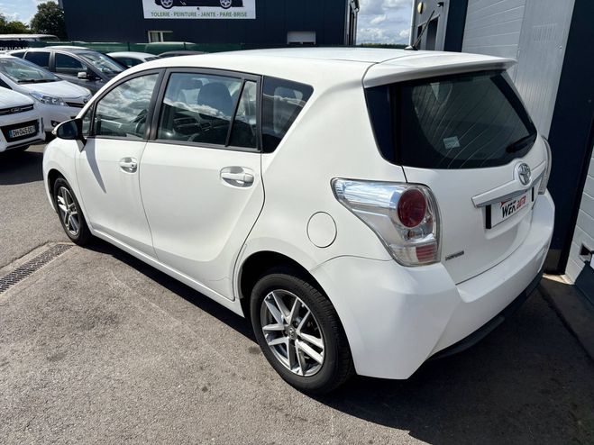 Toyota Verso 112 D-4D FAP Dynamic BLANC de 2016