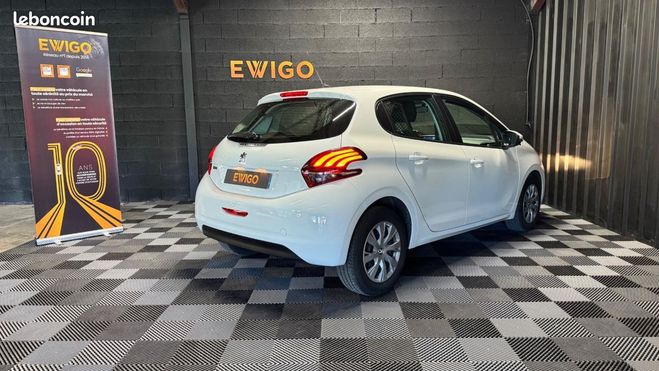 Peugeot 208 GENERATION-I SOCIETE 1.5 BLUEHDI 100 BUS Blanc de 2020