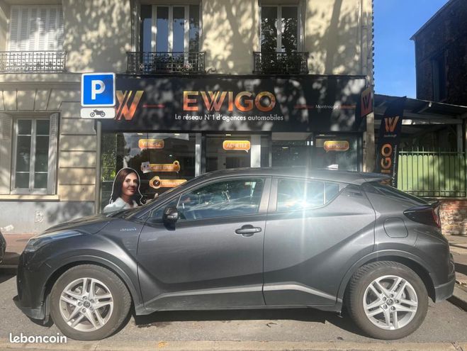 Toyota C HR 1.8 122H 100 HYBRID FULL-HYBRID DYNAMIC  Gris de 2021