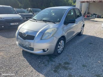  Voir détails -Toyota Yaris vvti navimedia à Bize-Minervois (11)