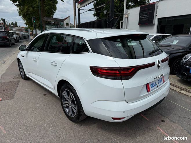 Renault Megane IV (2) 1.5 bluedci 115 �volution Blanc de 2023
