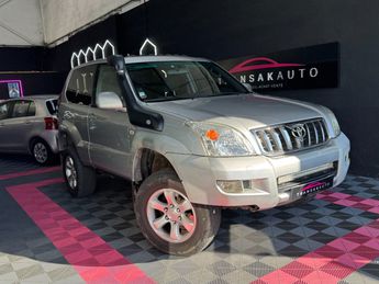  Voir détails -Toyota Land Cruiser VXE 165 ch D-4D ~ Attelage ~ Toit ouvran à Manosque (04)