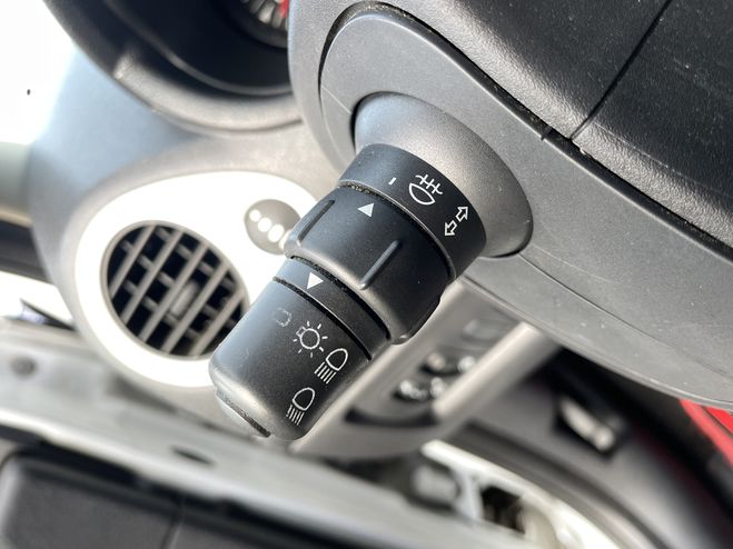 Renault Clio 1.2 16V 75CH AUTHENTIQUE BLANC  de 2012