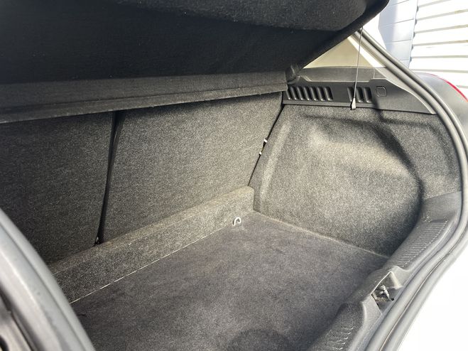 Renault Clio 1.2 16V 75CH AUTHENTIQUE BLANC  de 2012