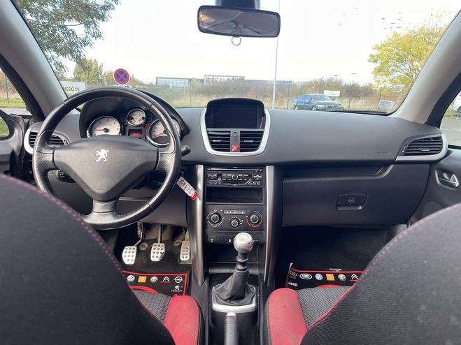 Peugeot 207 1.6 HDI112 FAP SERIE 64 NOIR de 2011