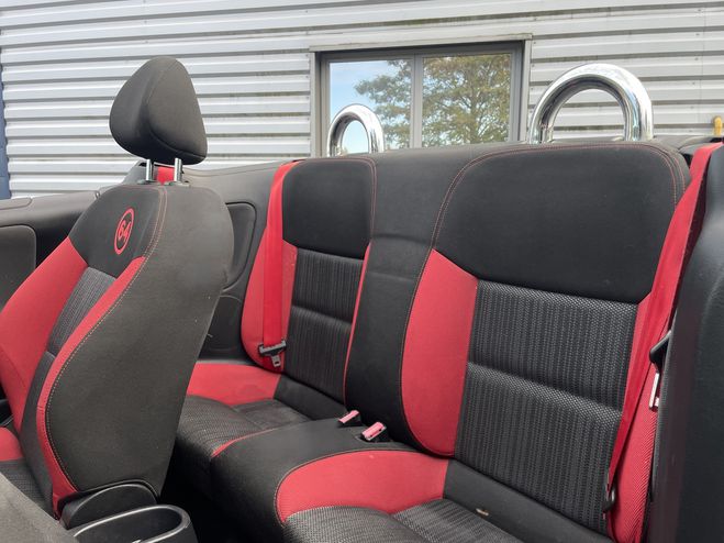 Peugeot 207 1.6 HDI112 FAP SERIE 64 NOIR de 2011