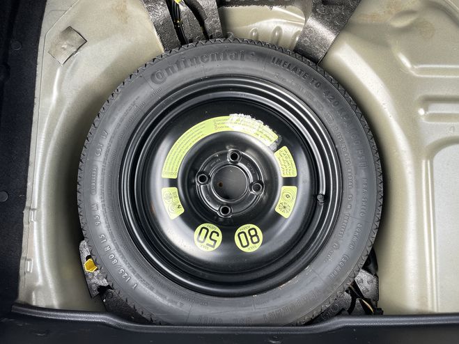 Peugeot 207 1.6 HDI112 FAP SERIE 64 NOIR de 2011