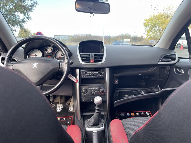 Peugeot 207 1.6 HDI112 FAP SERIE 64 NOIR de 2011