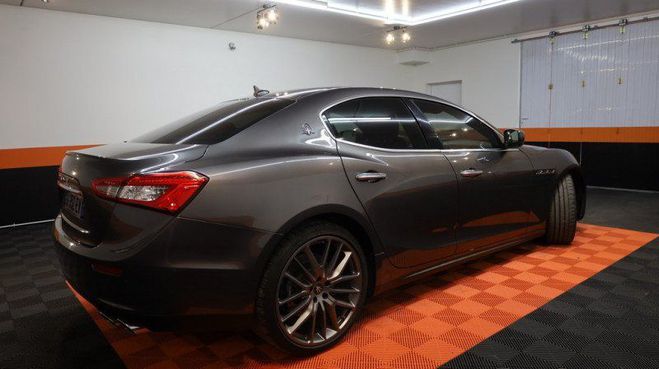 Maserati Ghibli 3.0 V6 275CH START/STOP DIESEL Gris de 2015