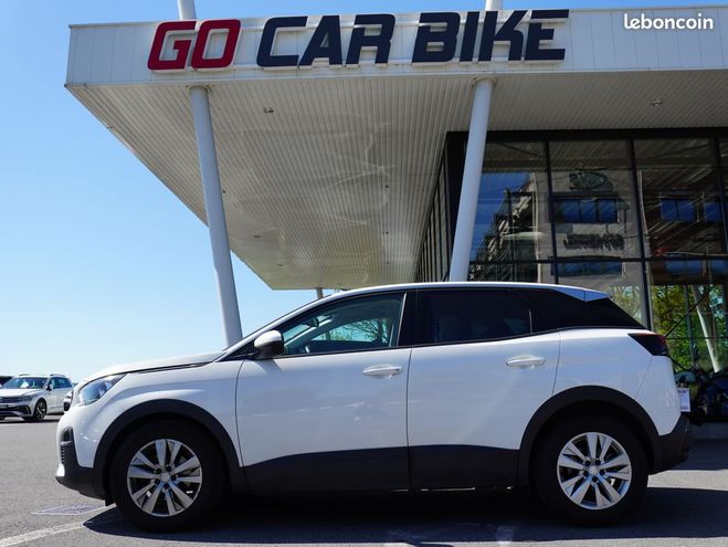 Peugeot 3008 130CH boite auto suivi complet GARANTIE   de 2020