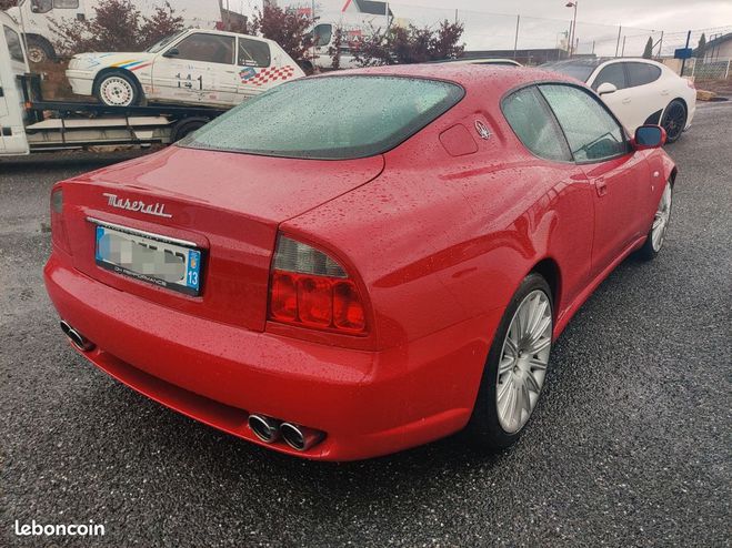 Maserati Coupe 4200 gt  de 2003