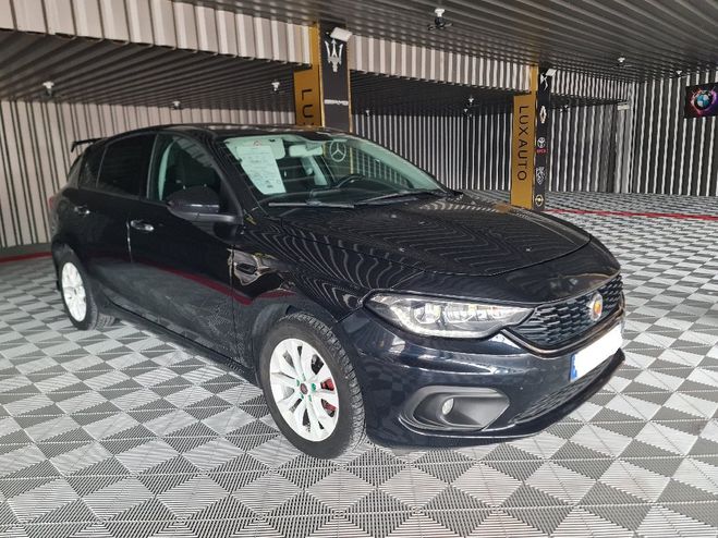 Fiat Tipo 1.4L 95 ch Easy * REPRISE POSSIBLE * Noir de 2018
