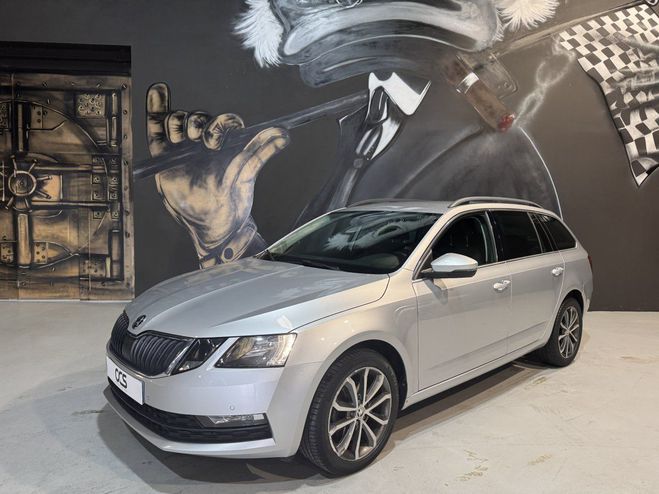Skoda Octavia (3) TDI 116 DSG7 Edition/Attelage/ADML/1 Gris Clair de 2019