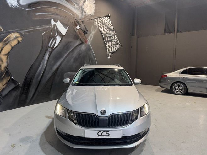 Skoda Octavia (3) TDI 116 DSG7 Edition/Attelage/ADML/1 Gris Clair de 2019