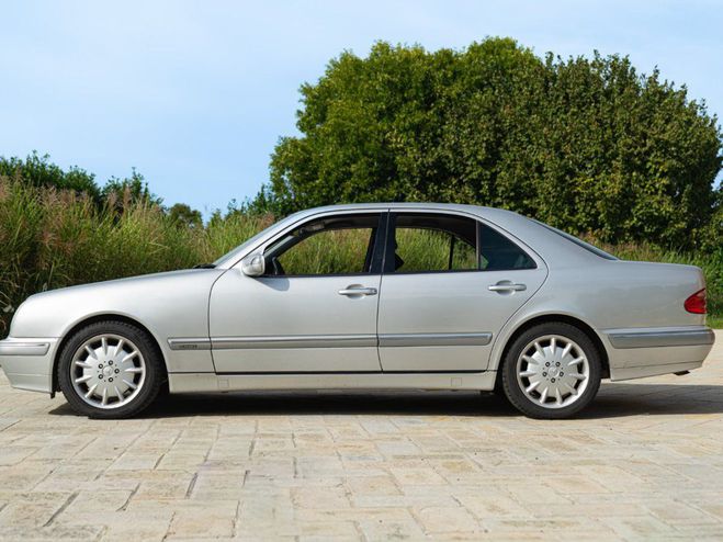 Mercedes 420 2000 MERCEDES-BENZ E430 V8 GRIGIO de 2000