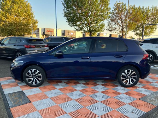Volkswagen Golf VIII 1.0 e-TSI 110 DSG ACTIVE GPS LEDS C Bleu Fonc de 2023