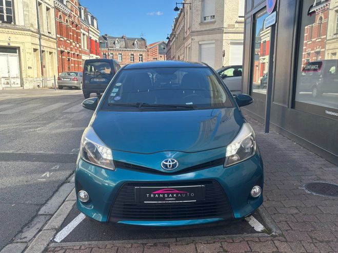 Toyota Yaris HYBRIDE 100h Style / TOIT PANORAMIQUE /  Bleu de 2014