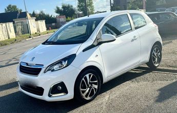  Voir détails -Peugeot 108 1.0L 68 CH ALLURE CAMERA ENTRETIEN A JOU à Coignires (78)
