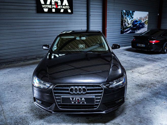 Audi A4 Avant  2.0 TDI 143ch  Ambiente  Multi Gris de 2012