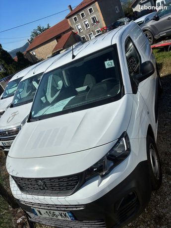  Voir détails -Peugeot Partner 100cv hdi 2019 2 places à Monistrol-sur-Loire (43)