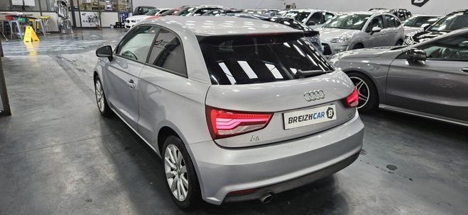 Audi A1 1.0 TFSI 95ch ultra Ambiente S tronic 7 GRIS C de 2015