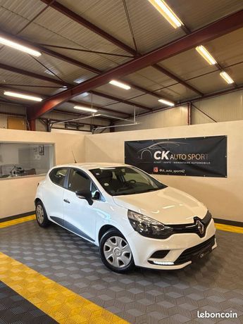  Voir détails -Renault Clio IV 4 1.5 Dci 1ere main TVA RECUPERBLE à Saint-Martin-la-Plaine (42)