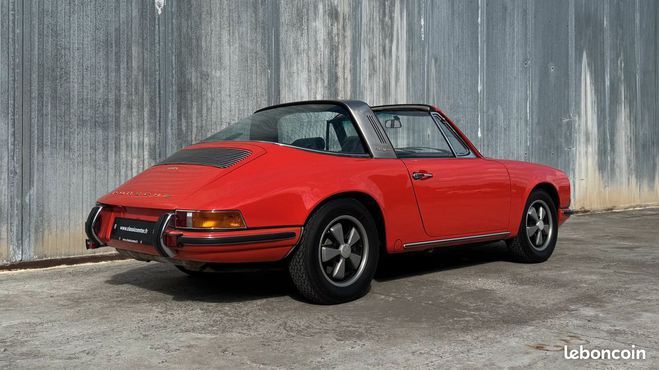 Cliquer pour voir la photo suivante Porsche 911 2.2T Targa Orange sanguine Orange de 1971