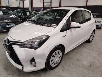  Voir détails -Toyota Yaris III HSD 100h Business 5p à Sainte-Genevive-des-Bois (91)
