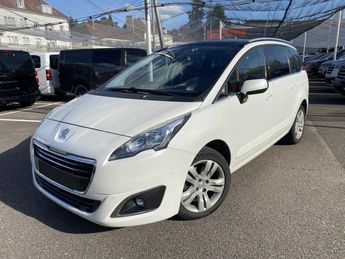  Voir détails -Peugeot 5008 (2) 1.6 BlueHDi S&S 120 EAT6 ALLURE 7pl à  Le Creusot (71)