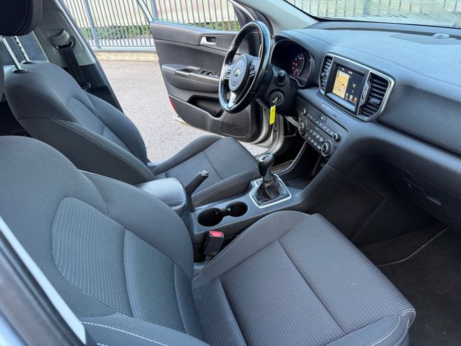 Kia Sportage 1.6 GDI 132CH ISG MOTION 4X2 Gris C de 2017