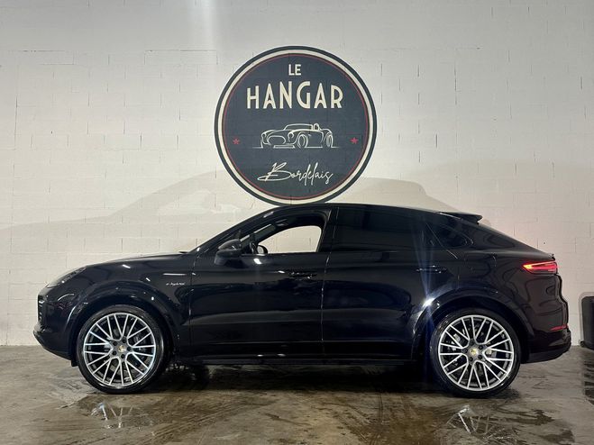 Porsche Cayenne E-HYBRID Coup� V6 3.0 462ch Tiptronic8 Noir Intense de 2022