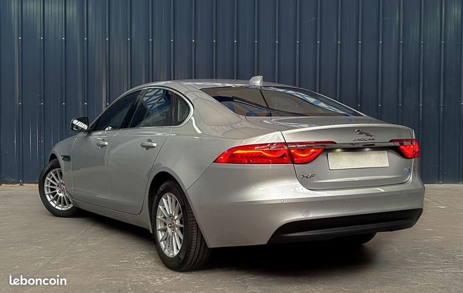 Jaguar XF Phase 2 E-Performance Prestige BVA 2.0D  Gris de 2018