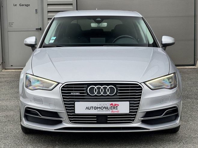 Audi A3 Sportback 1.4 TFSI E-TRON 204 AMBITION L Gris de 2017