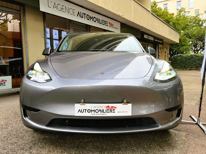 Tesla Model Y 300 AUTONOMIE STANDARD RWD 60 KWH 2024 * Gris de 2024
