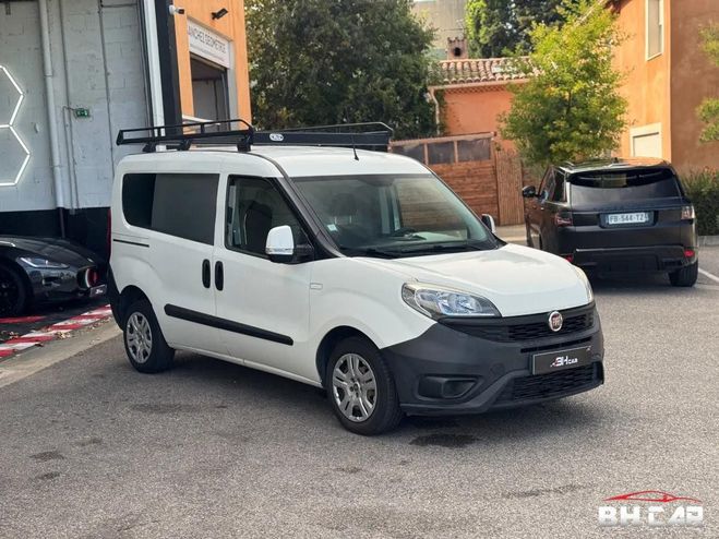 Fiat Doblo Vu FOURGON CARGO 1.6 MJT 105cv PACK PROF Blanc de 2017