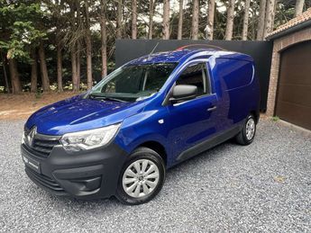  Voir détails -Renault Express 1.3 TCe-- 14256 ? h tva -- FAIBLE KM à Cuesmes (70)