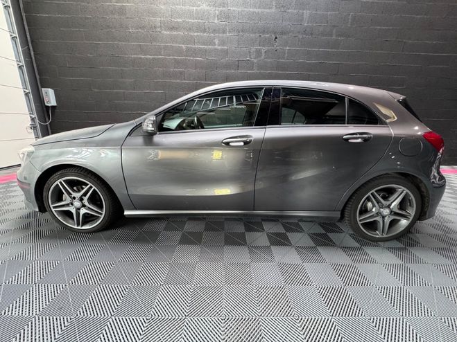 Mercedes Classe A 200 BlueEFFICIENCY Sensation 7-G DCT Gris de 2014