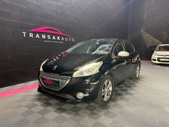  Voir détails -Peugeot 208 1.2 VTi 82ch BVM5 Street (1ERE MAIN) à Chaponost (69)