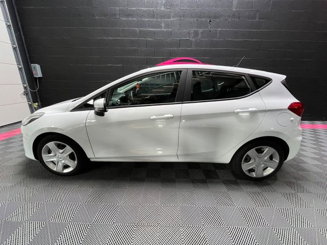 Ford Fiesta 1.5 TDCi 85 ch SS BVM6 Cool Connect Blanc de 2020