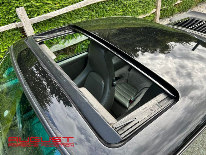 Porsche 911 Carrera 3.2 1986 Noir de 2001