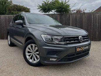  Voir détails -Volkswagen Tiguan 1.4 TSI BMT LEDER-PANORAMADAK-360CAM-ZET à Beveren (87)