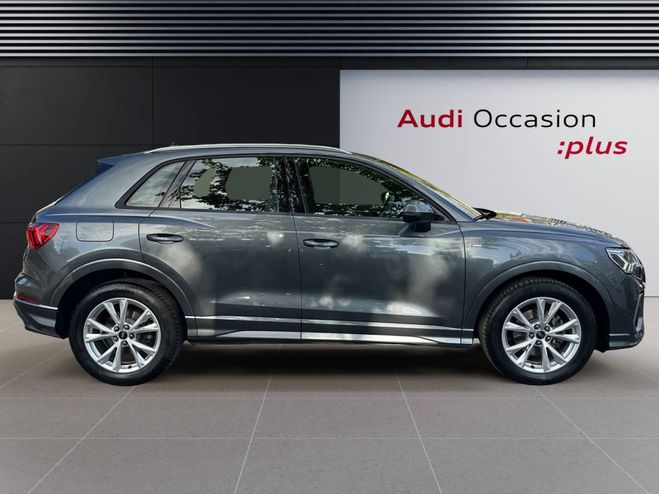 Audi Q3 35 TDI 150 ch S tronic 7 S line Gris de 2022